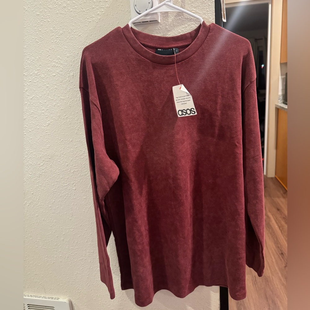 NWT ASOS DESIGN waffle knit long sleeve skater tee in washed burgundy